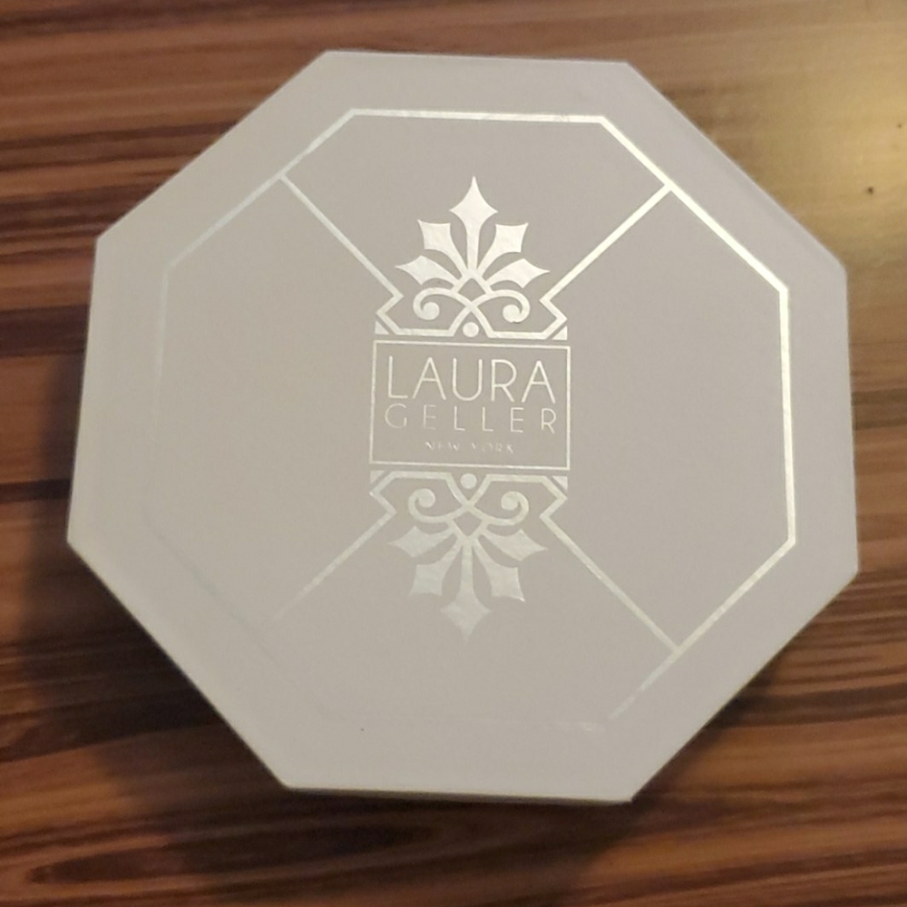 Laura Geller 31 Days of Holidays